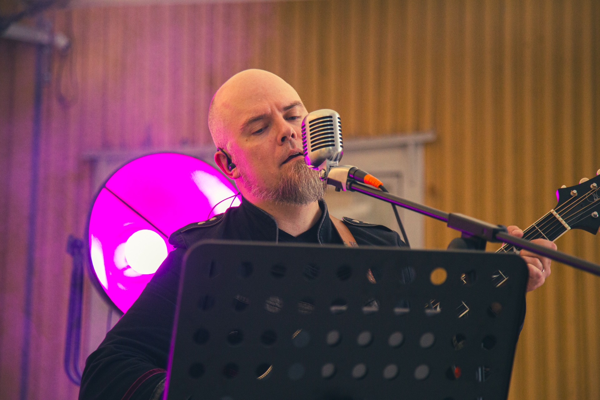 Jasso (kitara, laulu)